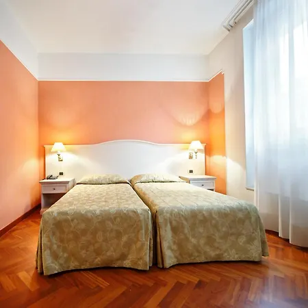 Hotel Terminal-2